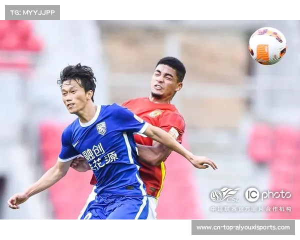 佩德罗因伤下场泪洒赛场,初步检查排除骨折可能 佩德罗因伤下场泪洒赛场,初步检查排除骨折可能